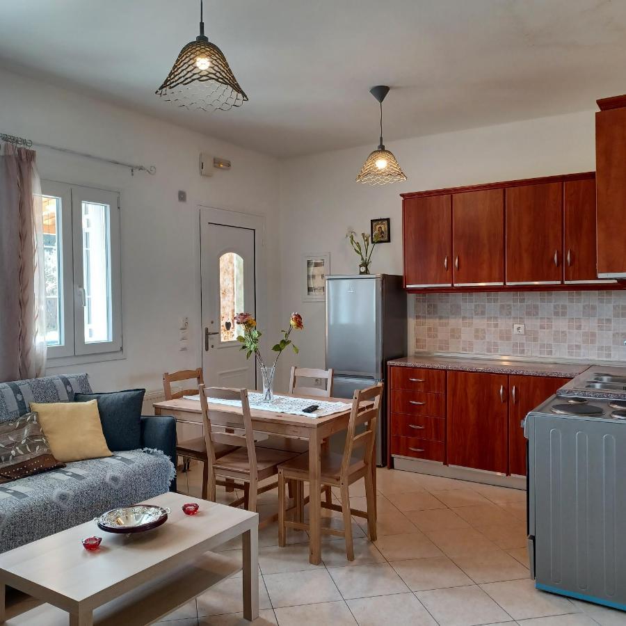 Eleonas Apartment 1, Lygia Лигия Екстериор снимка